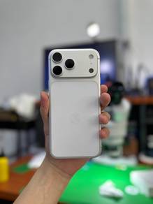 iPhone 17 pro max 256GB silver