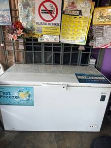 peti frozen