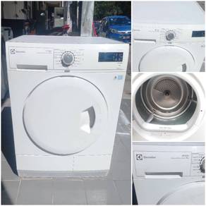 Electrolux condenser dryer pengering baju 8.0 kgs