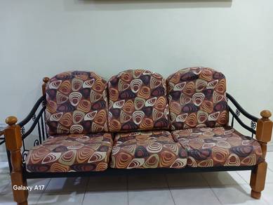 Sofa set