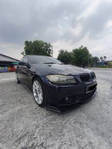 BMW 323i 23i (CKD) in Shah Alam, SGR