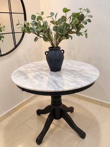 Meja Makan Marble