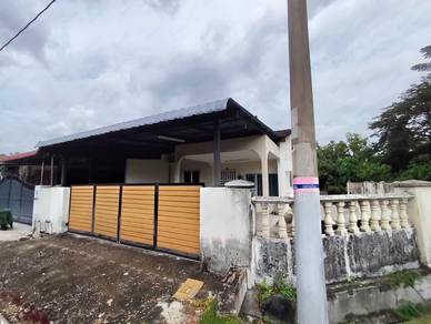 1-storey Terraced House For Sale in Lahat,PRK