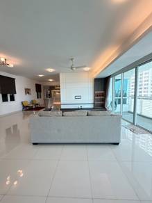 Condominium For Rent in Gurney Paragon