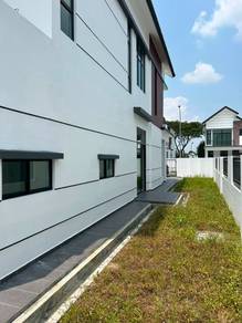 Semi-Detached House For Sale in Gelang Patah,JHR
