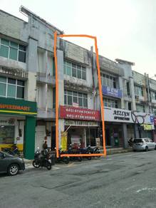Shop lot For Sale in Kamunting,PRK