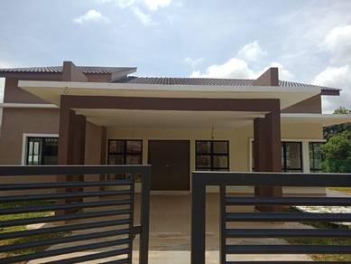 Bungalow House For Sale in Mantin,NSN