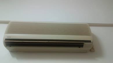 Second-Hand Aircond (Still cold)