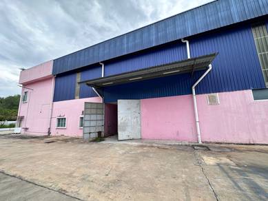 Warehouse / Factory For Sale in Bukit Beruntung,SGR