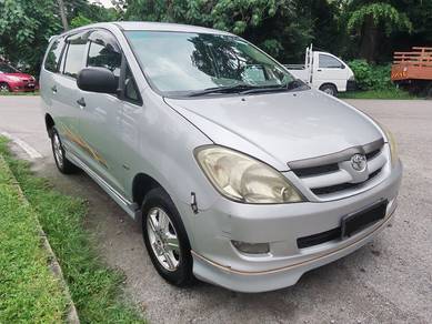 Toyota Innova E in Bandar Sungai Long, SGR