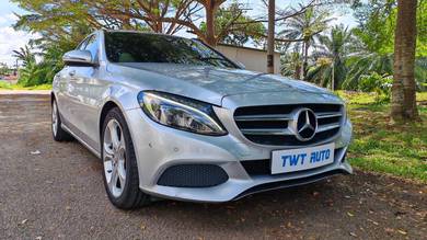 Mercedes Benz C200 200 AVANTGARDE (CKD) in Batu Pahat, JHR