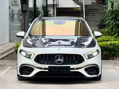 Mercedes Benz A180 180 AMG LINE (CBU) in Desa Petaling, KUL