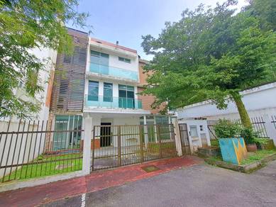 Semi-Detached House For Sale in Taman Tun Dr Ismail,KUL