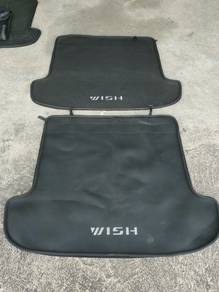 Toyota Wish lejen boot carpet