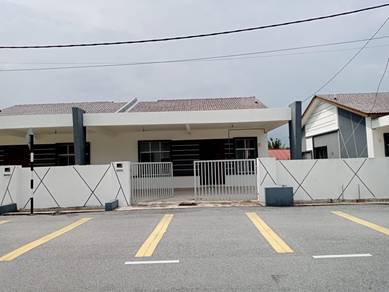 Semi-Detached House For Sale in Pekan,PHG
