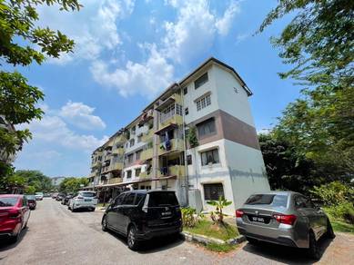 Flat For Sale in PKNS Seksyen 6 Bandar Baru Bangi