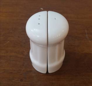 Disney Pixar Ratatouille salt pepper shakers