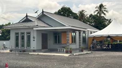 Banglo With Private Pool Di Parit Buntar