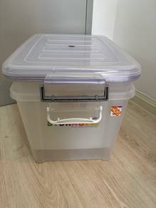 clear storage box