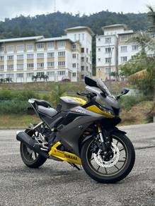 Yamaha R15