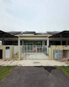 Terraced House For Sale in Banting,SGR