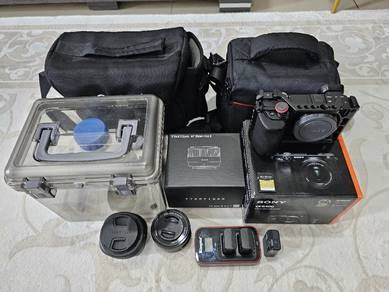 Sony a6400 Mirrorless Camera