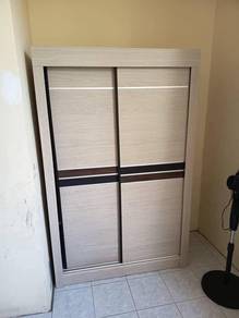 Almari Baju Sliding door 4x6 kaki
