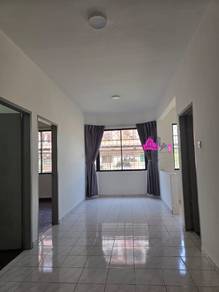 Apartment For Sale in Beverly Hills 1