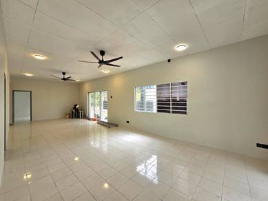 Bungalow House For Rent in Seri Kembangan,SGR