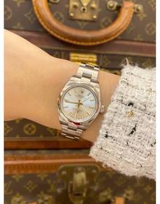 Rolex Oyster Perpetual 28 REF276200 Silver Dial