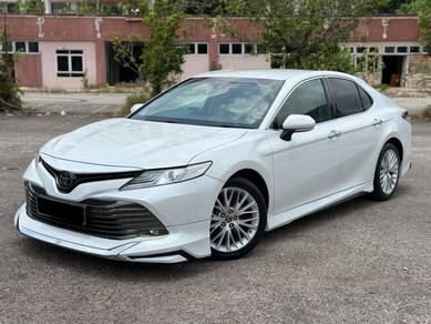 2019 Toyota Camry V