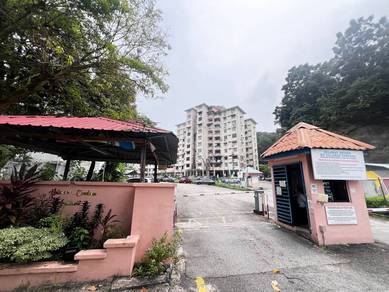 Condominium For Sale in Halaman Cendana