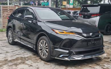 Toyota Harrier Z LEATHER PACKAGE in Sungai Besi, KUL