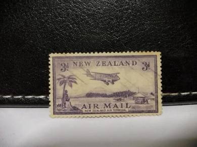 1935 New Zealand Stamp Airplane Air Terminal
