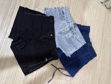 short pants / bundle/ woman wear