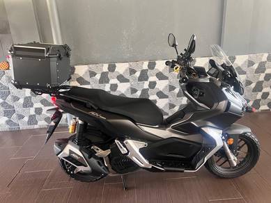 Honda ADV 150