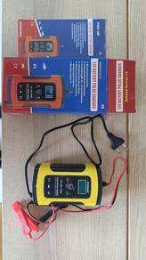 FOXSUR 12V 5A Automatic Battery Charger – Used