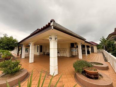 Semi-Detached House For Sale in Ayer Keroh,MLK