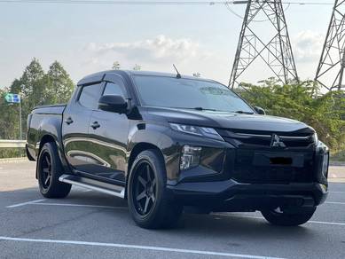 Mitsubishi Triton VGT ADVENTURE X in Kulai, JHR