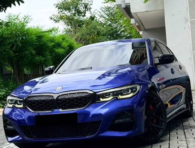 BMW 330i 30i M SPORT in Old Klang Road, KUL