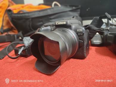 Canon R10