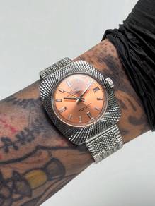 Custom S. Mod 36.5mm Clous de Paris Guilloche