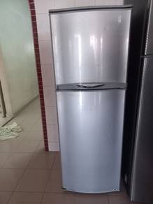 peti ais sharp peti sejuk sekli hantr delivery fre