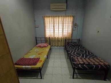 Room in Kuantan, PHG