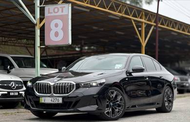 BMW i5 eDRIVE40 M SPORT in Kajang, SGR
