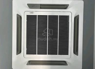 Daikin ceiling cassatte aircond V557