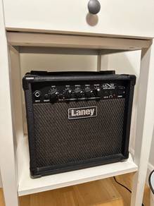 Laney LX15 Guitar /Bass Amplifier