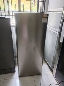peti ais Sejuk fridge refrigerator COD ada waranty