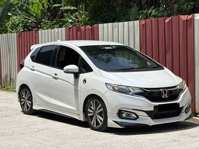 Honda Jazz V in Salak Selatan, KUL