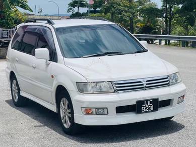 2000 Mitsubishi Grandis